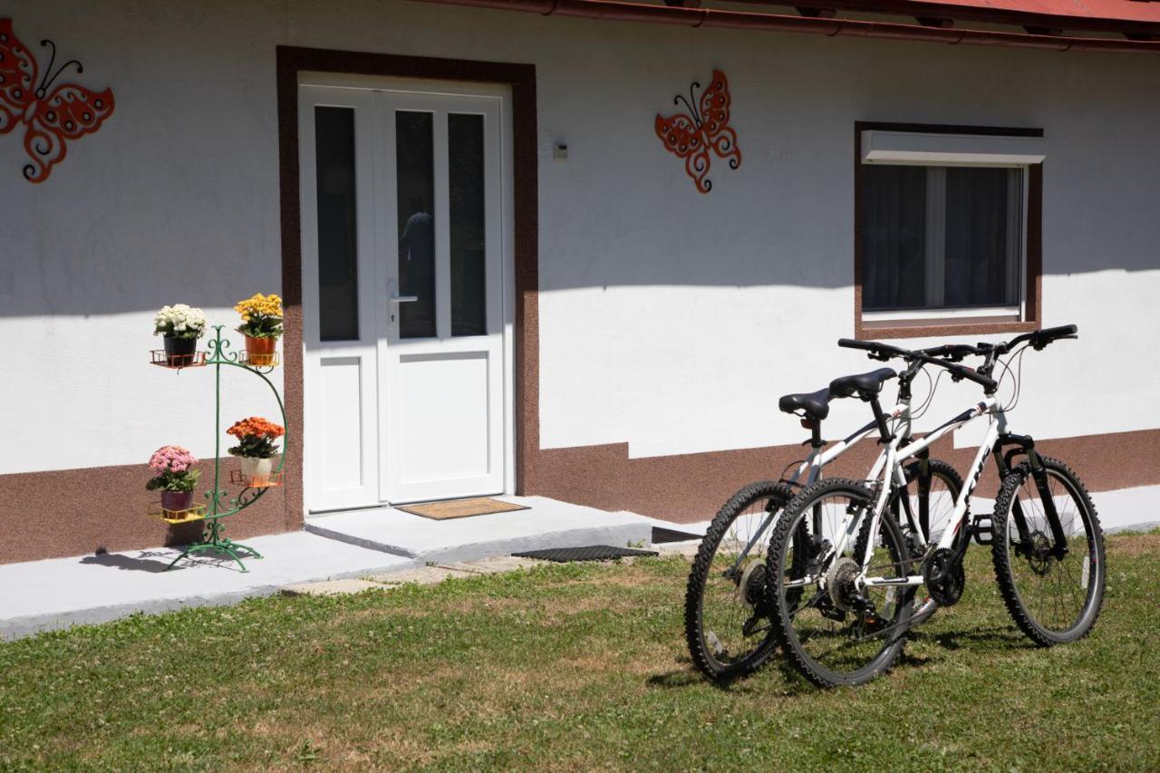 Colnar Lodge *
